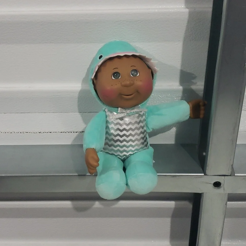 Cleo shark cabbage‎ patch kids cuties NWOT